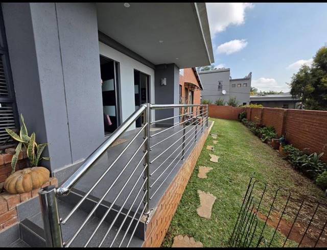 6 BEDROOM HOUSE FOR SALE IN MONTANA PARK